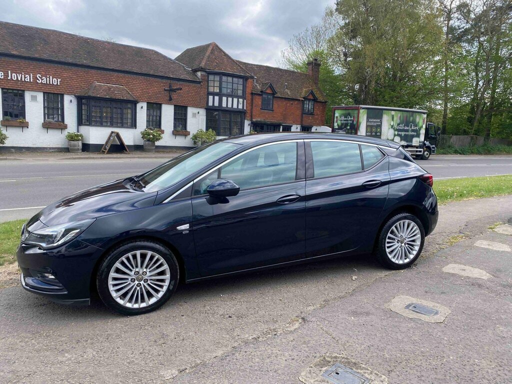 Vauxhall Astra 1.6I Turbo Gpf Elite Nav Euro 6 Ss Blue