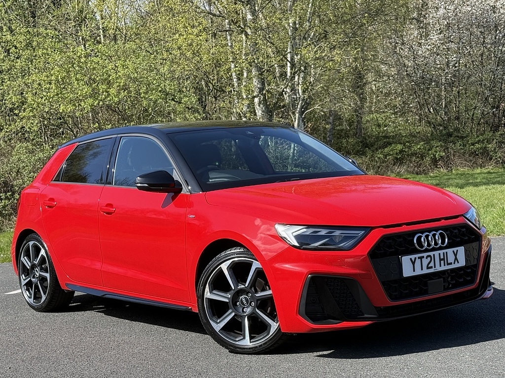 Audi A1 1.0 Tfsi 30 Black Edition Sportback Man Red