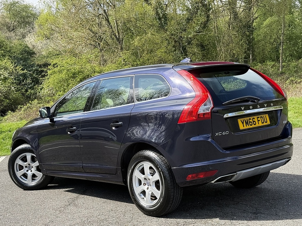 Volvo XC60 2.0 D4 Se Nav Suv Euro 6 Ss Blue #3
