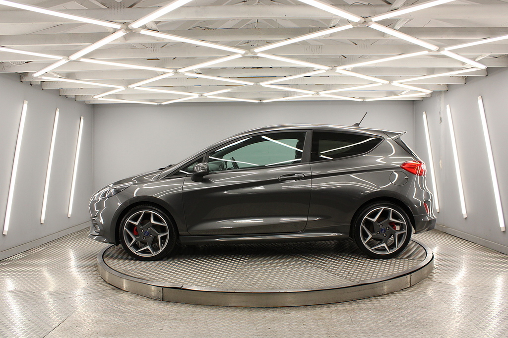 Ford Fiesta Hatchback OV69WXN Grey #2