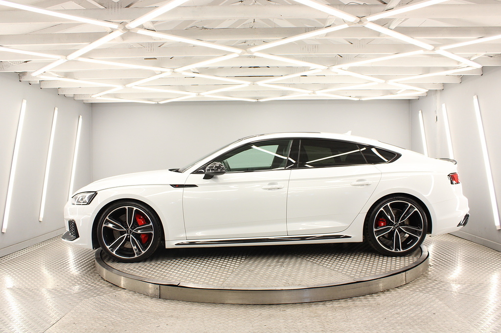 Audi RS5 Hatchback AR19VDT White #2