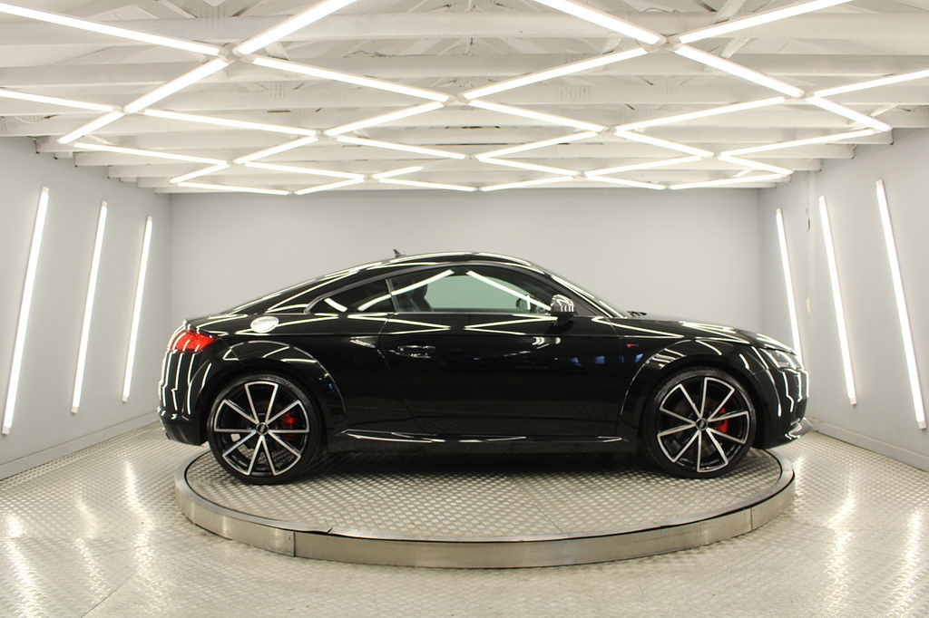 Audi TT Coupe Black
