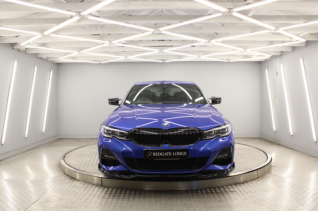 BMW 3 Series Saloon YA69LYJ Blue #6