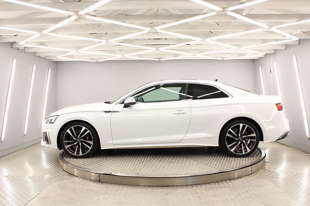 Audi S5 Coupe SM21HCK White #2