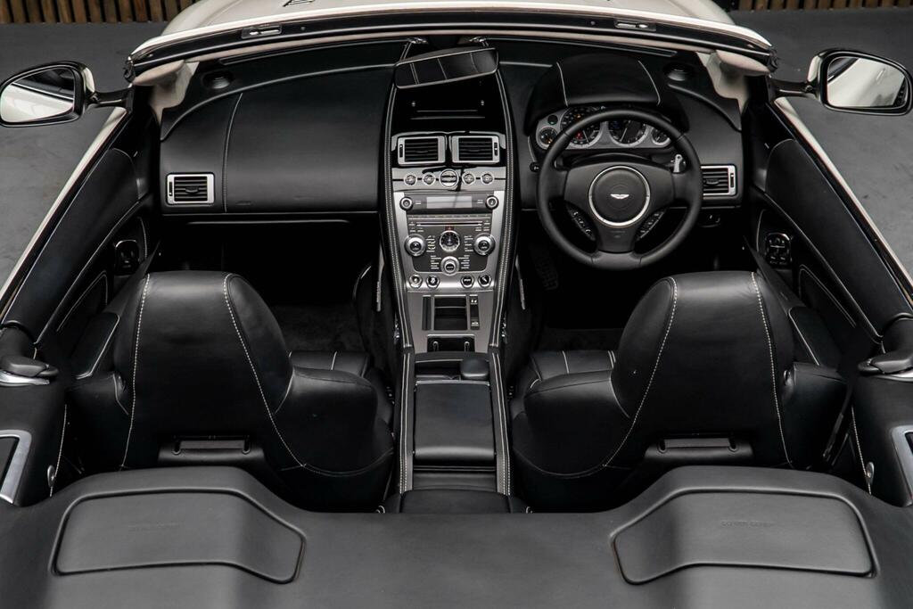 Aston Martin DB9 Gt Black #42
