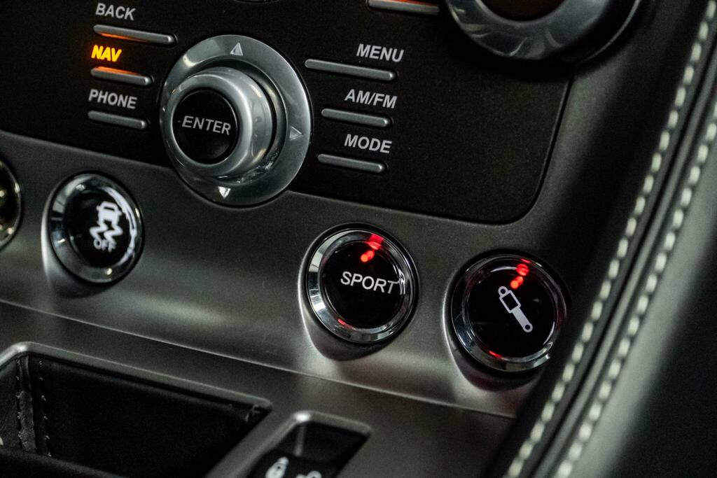 Aston Martin DB9 Gt Black #40