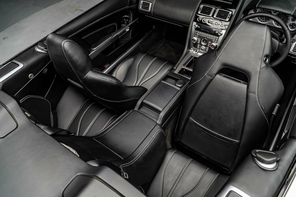 Aston Martin DB9 Gt Black #43