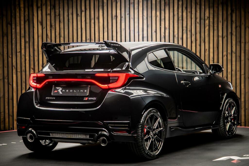 Toyota Yaris 1.6T Gr Aero Performance Awd Euro 6 Black #4