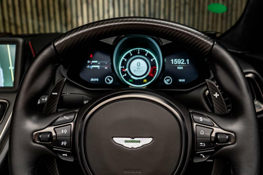 Aston Martin DBS 5.2 V12 Biturbo Coupe  #34