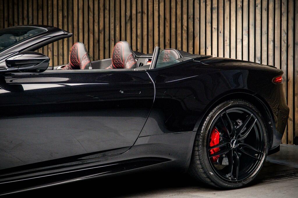 Aston Martin DBS 5.2 V12 Biturbo Coupe  #17