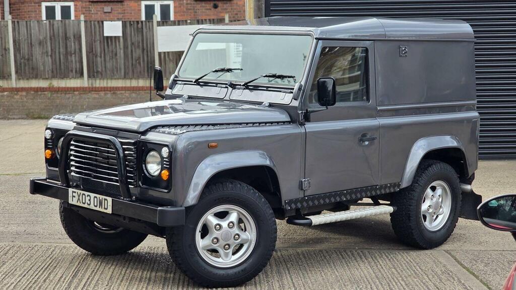 Land Rover Defender 90 Suv 2.5 Td5 Hard Top Suv Swb 200303 Grey #2