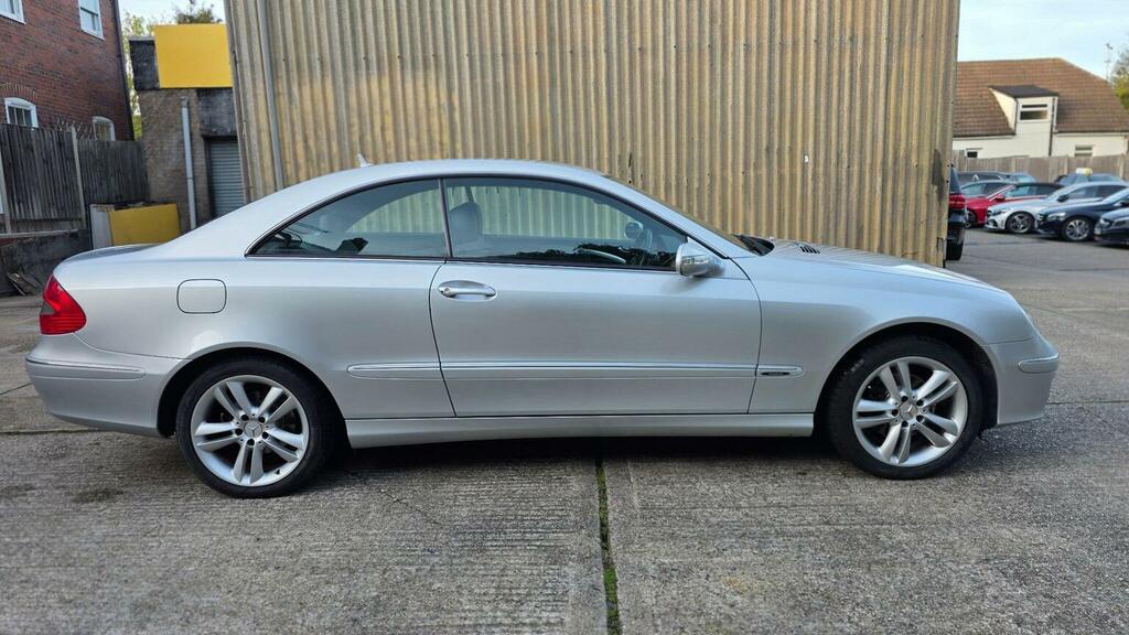Mercedes-Benz CLK Coupe 2.1 Clk220 Cdi Avantgarde 200757 Silver #5