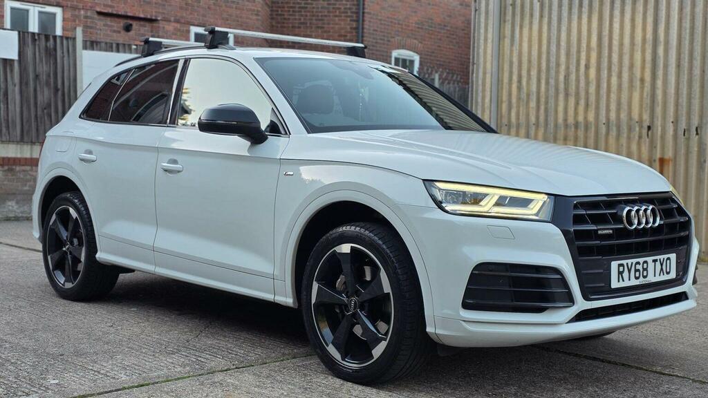 Audi Q5 Suv 2.0 Tdi 40 Black Edition S Tronic Quattro Euro RY68TXO White #4