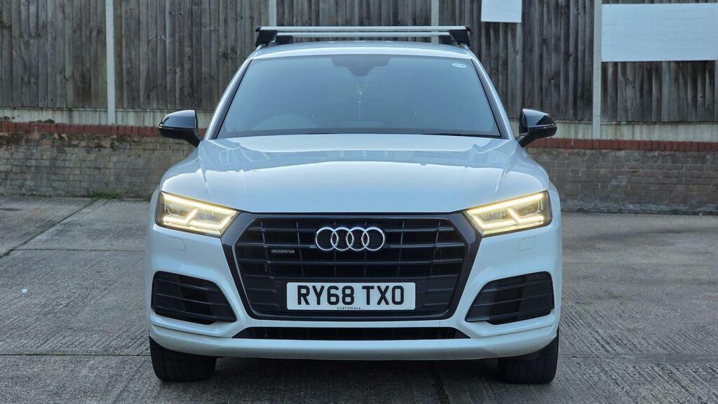 Audi Q5 Suv 2.0 Tdi 40 Black Edition S Tronic Quattro Euro RY68TXO White #3
