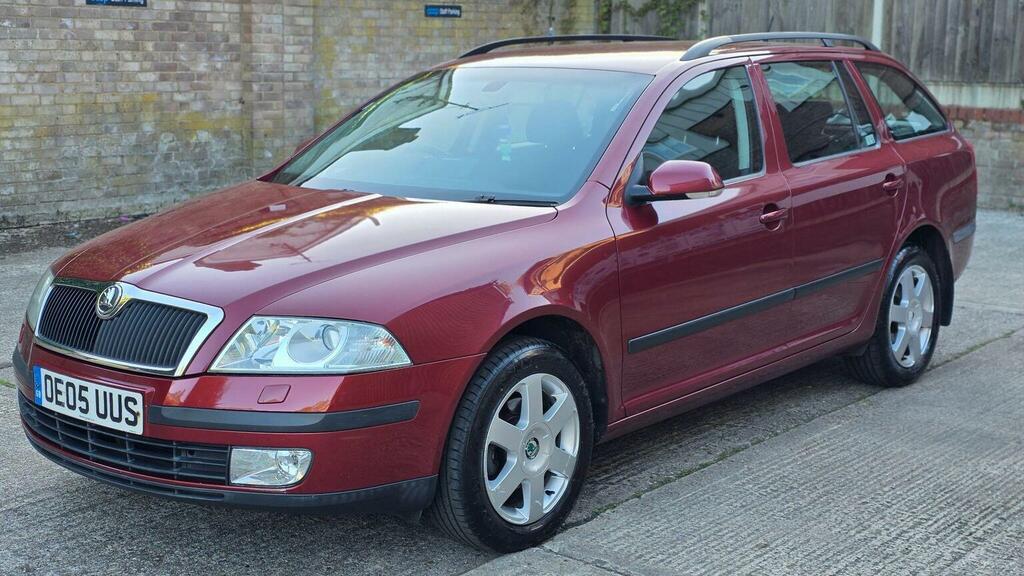 Skoda Octavia Estate 1.6 Fsi Elegance Euro 4 200505 Red #4