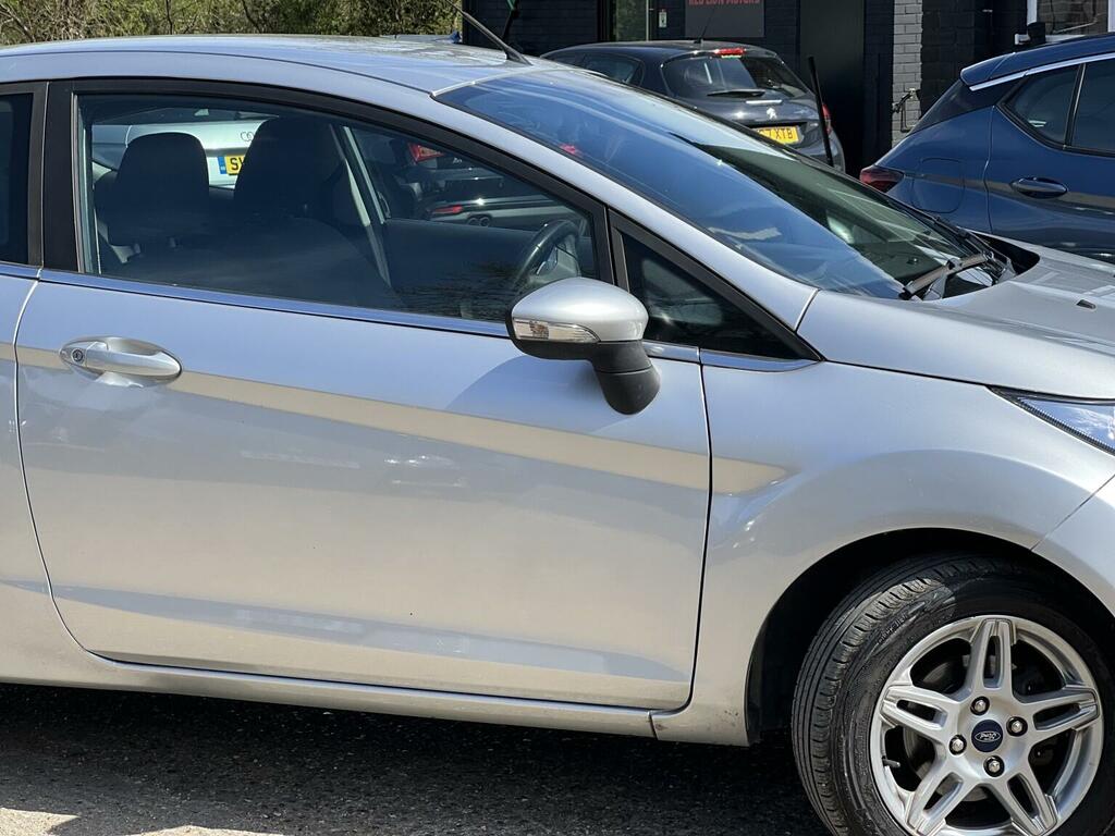 Ford Fiesta 1.25 Zetec Euro 5 HK62RWY Silver #5