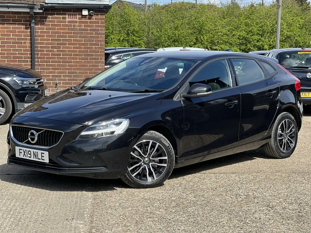 Volvo V40 2.0 T2 R-design Edition Euro 6 Ss FX19NLE Black #6
