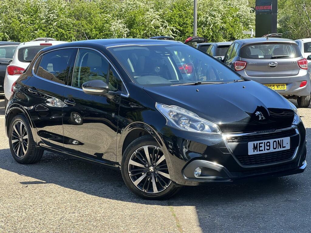 Peugeot 208 1.2 Puretech Tech Edition Euro 6 Ss ME19ONL Black #2