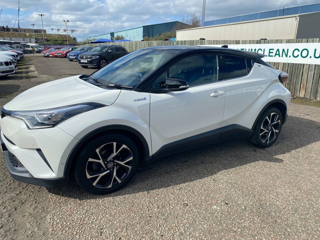 Toyota C-Hr 1.8L Dynamic FV18FEX White #3