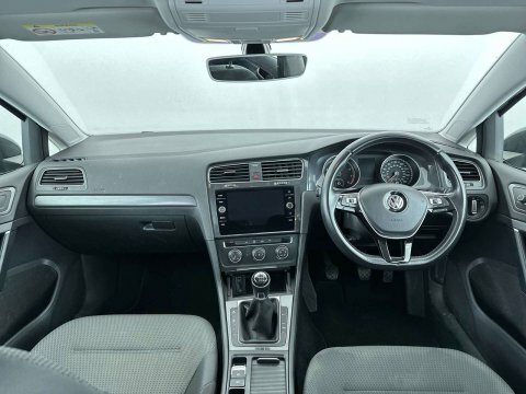 Volkswagen Golf 2018 68 1.5 A068RKF Grey #5