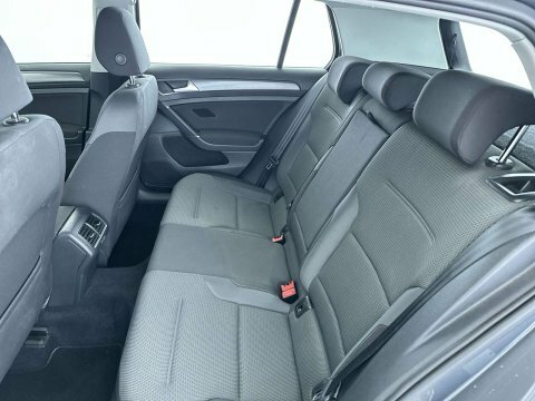 Volkswagen Golf 2018 68 1.5 A068RKF Grey #6