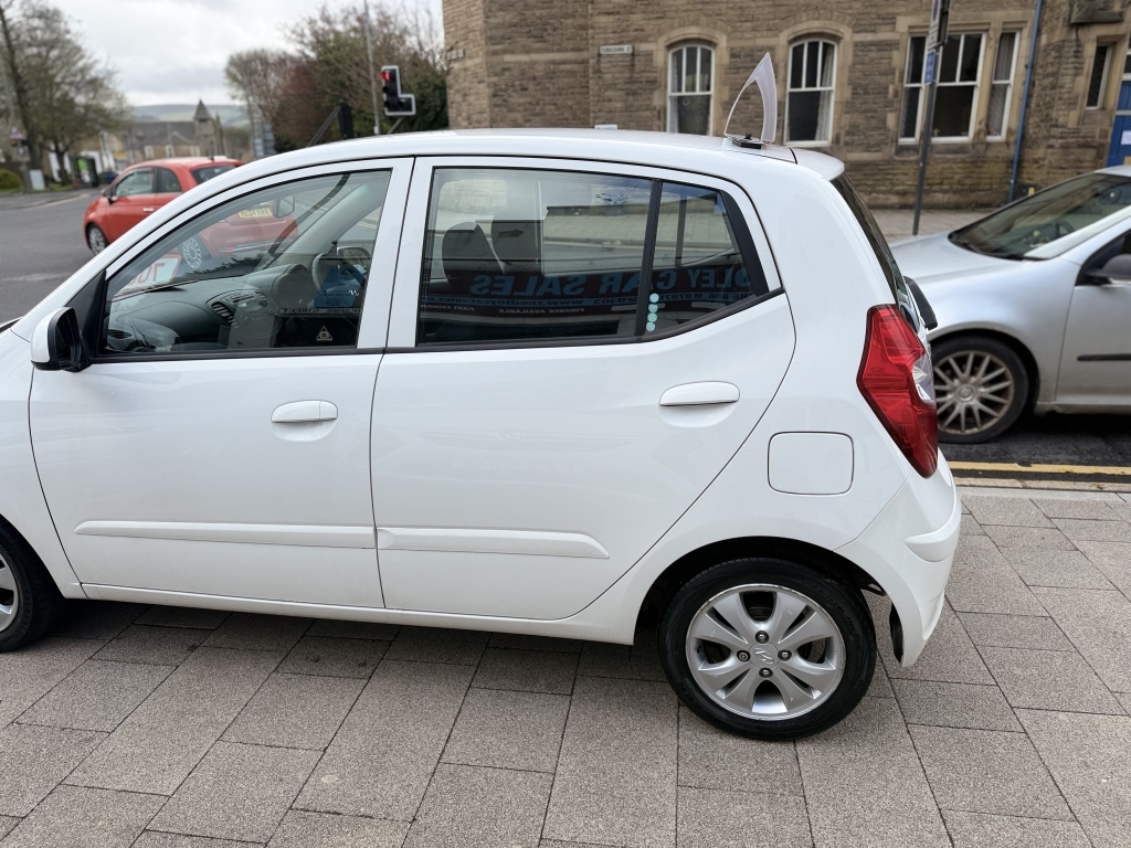 Hyundai I10 1.2 Active DN63ZGL White #5