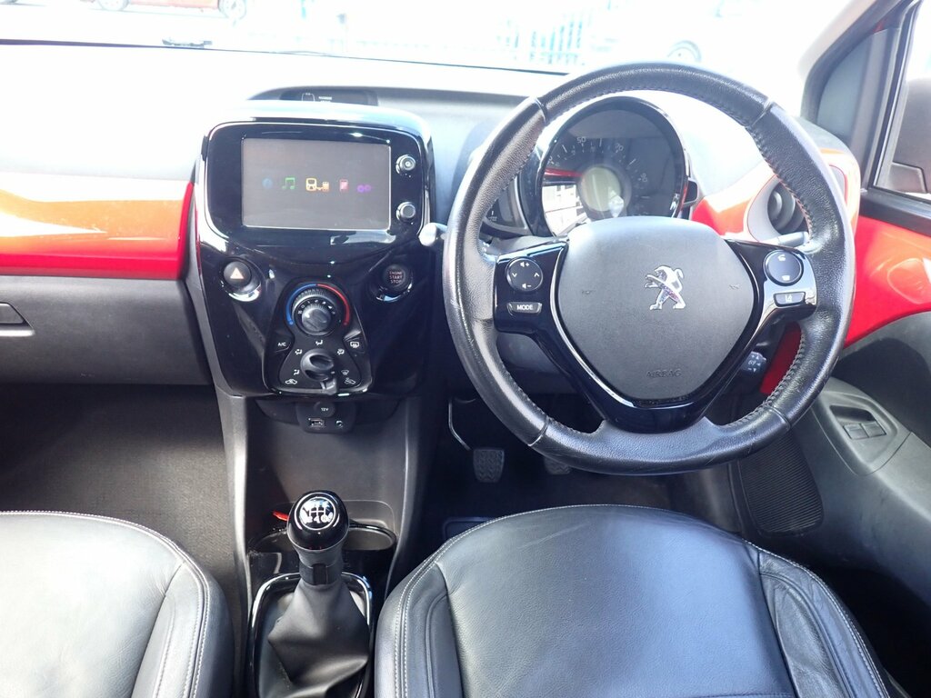 Peugeot 108 1.2 Puretech Gt Line Hatchback E LO17XRG Red #2