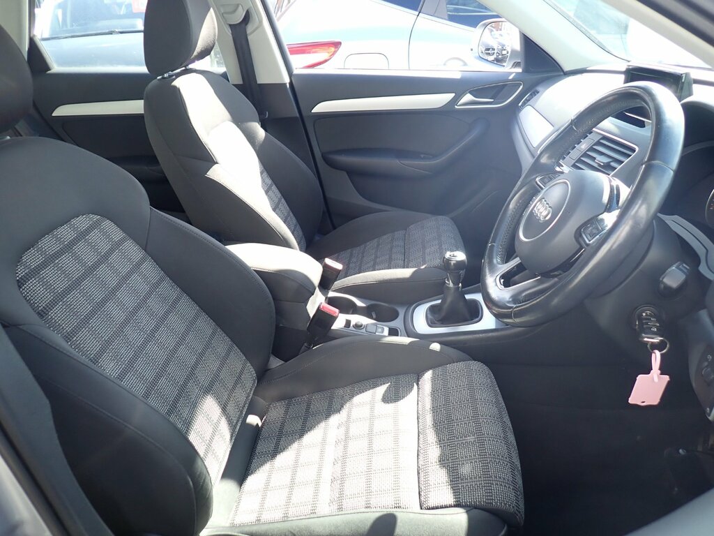 Audi Q3 2.0 Tdi Se Suv Euro 6 Ss 150 EX66XDO Silver #3