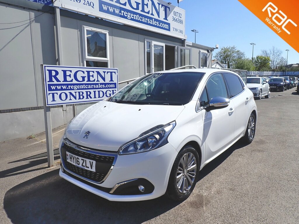 Peugeot 208 1.2 Puretech Allure Hatchback Eu White