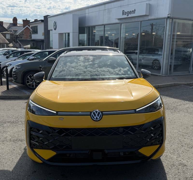 Volkswagen T-Roc R-line 1.5 150Bhp Dsg - 2026 Black #3