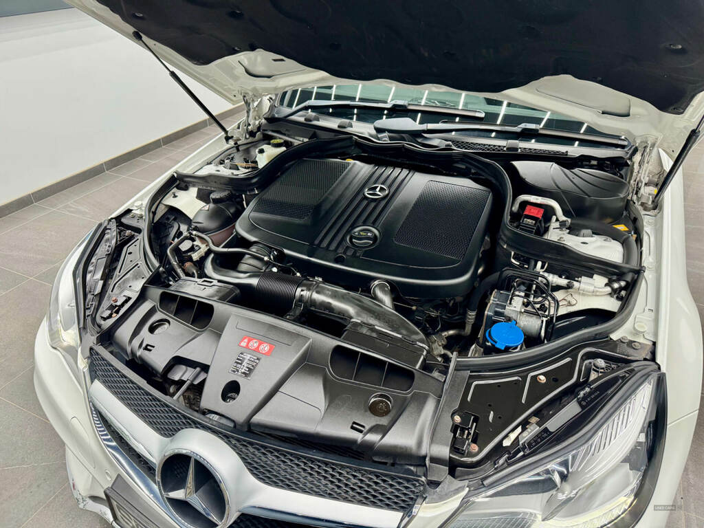 Mercedes-Benz E Class E220 Bluetec Amg Line SF15RLO White #2