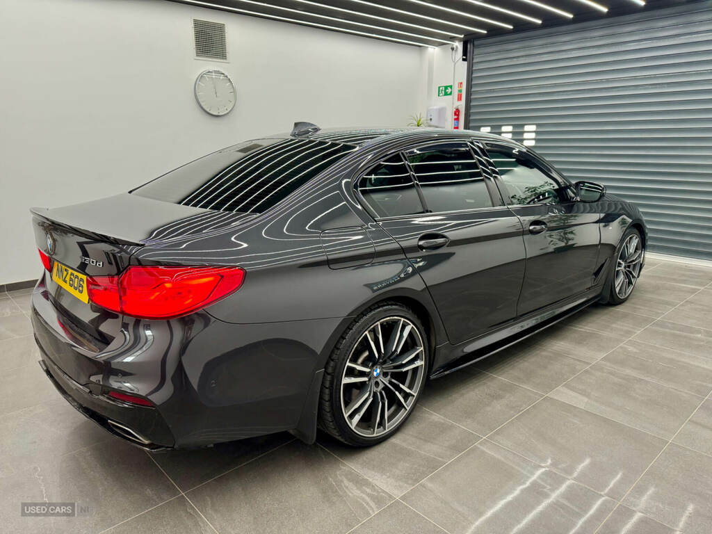 BMW 5 Series 530D M Sport NNZ606 Grey #4