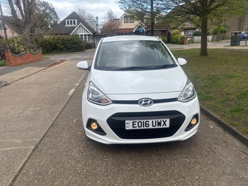 Hyundai I10 Se Blue Drive EO16UWX White #3