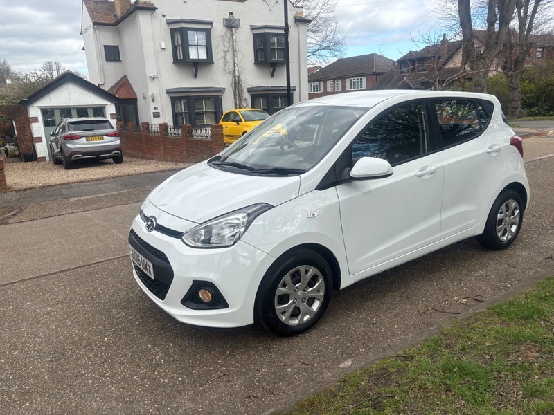 Hyundai I10 Se Blue Drive EO16UWX White #5