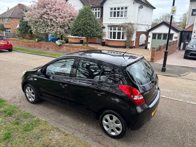 Hyundai I20 Comfort Black #5