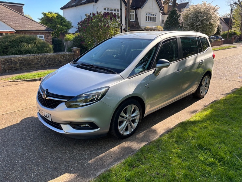 Vauxhall Zafira Sri Nav Silver #4