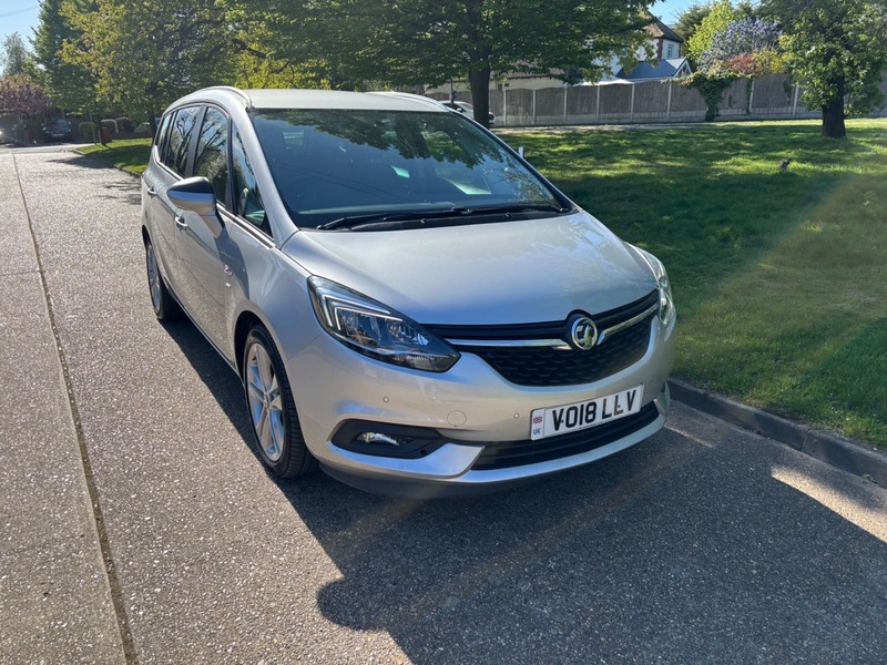 Vauxhall Zafira Sri Nav Silver #2