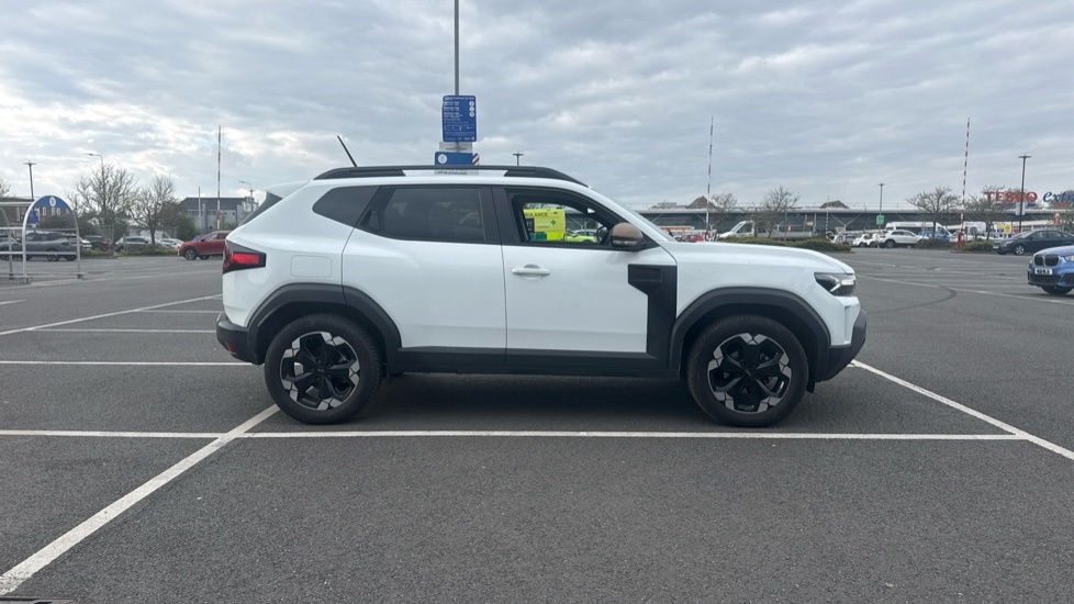 Dacia Duster Dacia Duster 1.2 Tce 130 Extreme 4X4 WO25LDD White #2