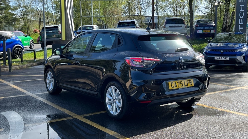 Renault Clio Renault Clio 1.6 E-tech Full Hybrid 145 Evolution CA75LFR Black #3