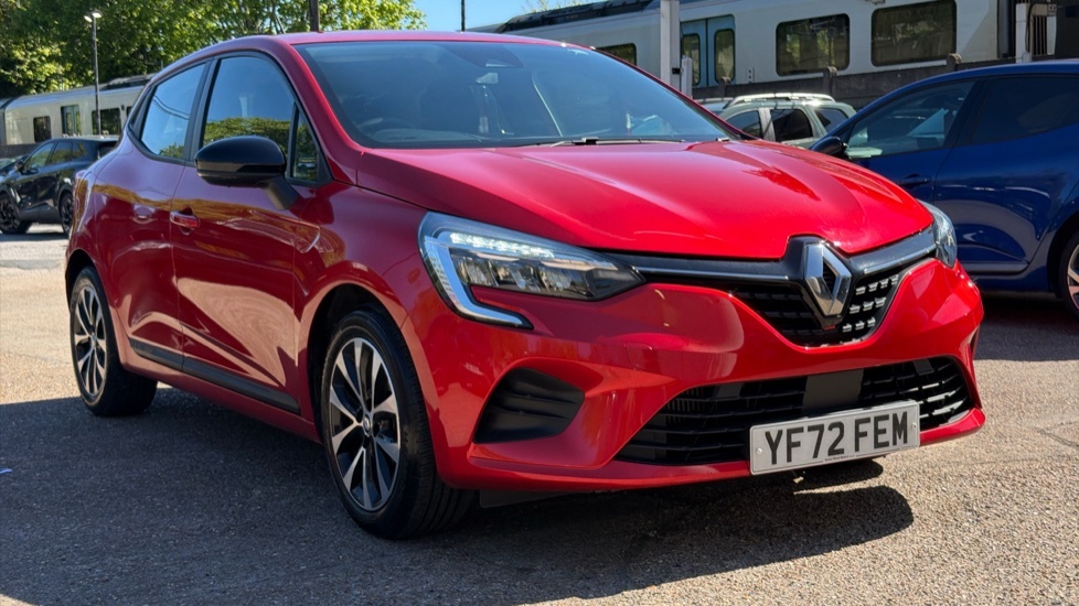 Renault Clio Renault Clio 1.0 Tce 90 Evolution Red