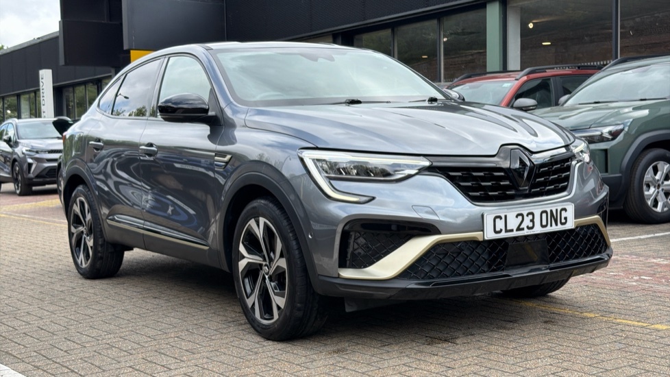 Renault Arkana Renault Arkana 1.6 E-tech Hybrid 145 Engineered Grey