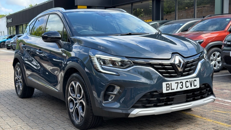 Renault Captur Renault Captur 1.6 E-tech Phev 160 Techno Blue