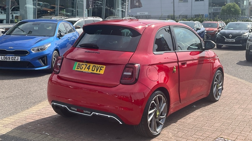 Abarth 500 Abarth 500 114Kw 42.2Kwh Red #3