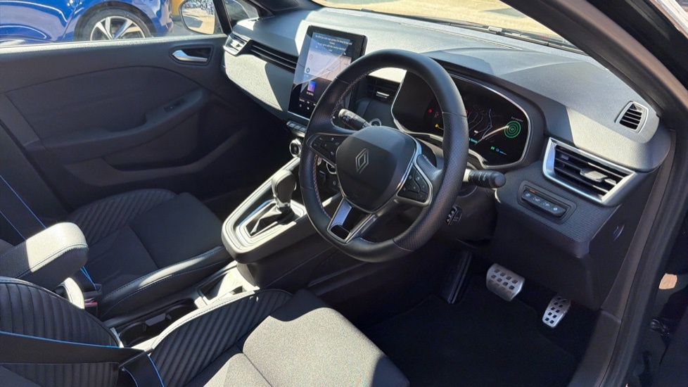 Renault Clio Renault Clio 1.6 E-tech Full Hybrid 145 Esprit Alp BN74ZCE Black #5