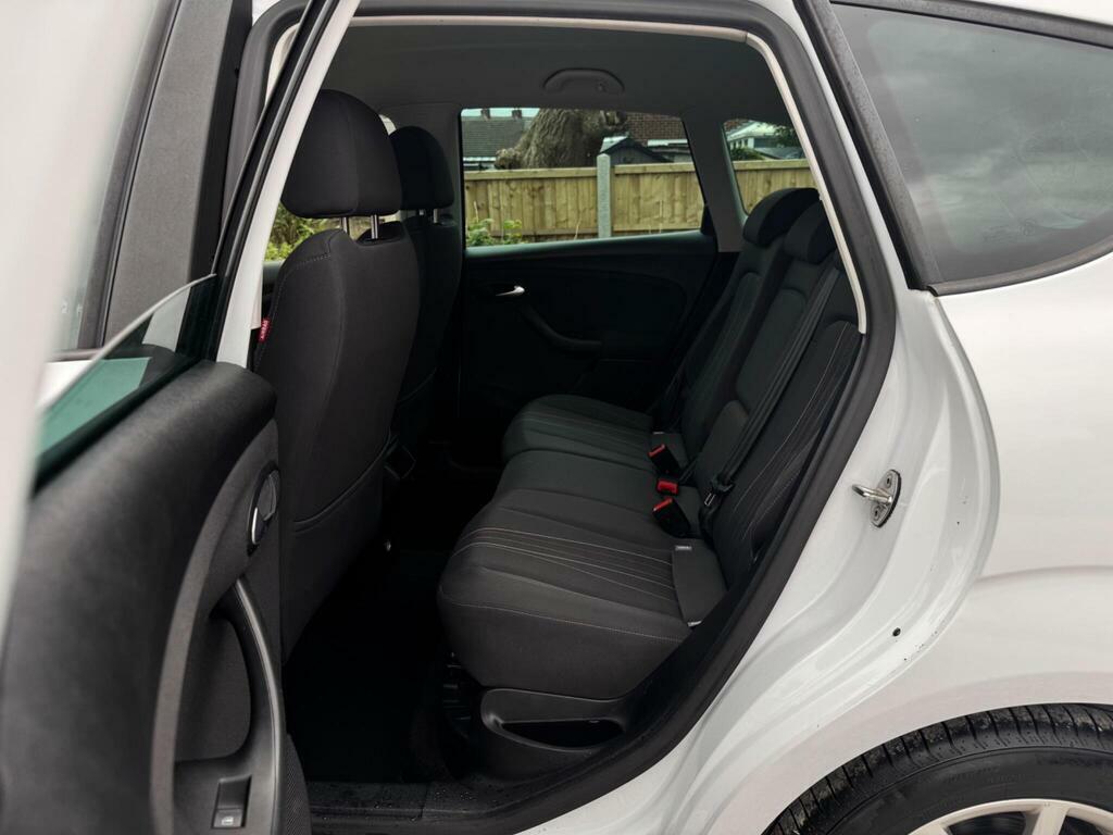 Seat Altea XL 1.6L Se Copa Red #25