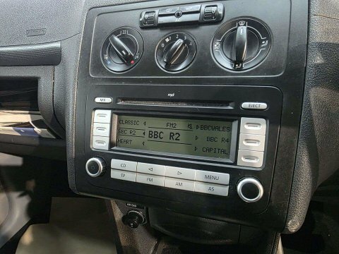 Volkswagen Caddy Life Life Tdi Pd Black #11