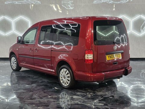 Volkswagen Caddy Life Life Tdi Pd Black #4