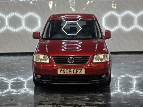 Volkswagen Caddy Life Life Tdi Pd Black #2