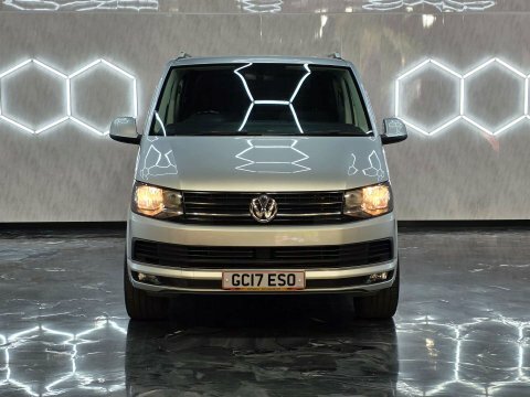 Volkswagen Campervan Multispace GC17ESO #2
