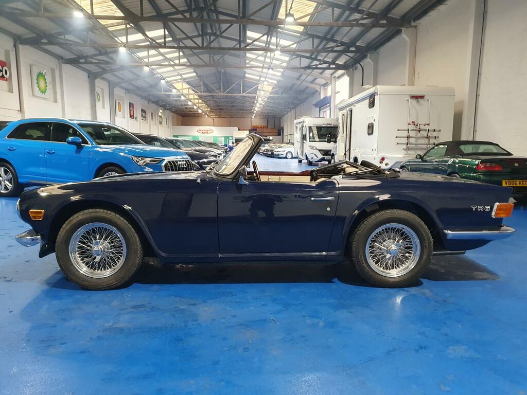 Triumph TR6 Convertible #6